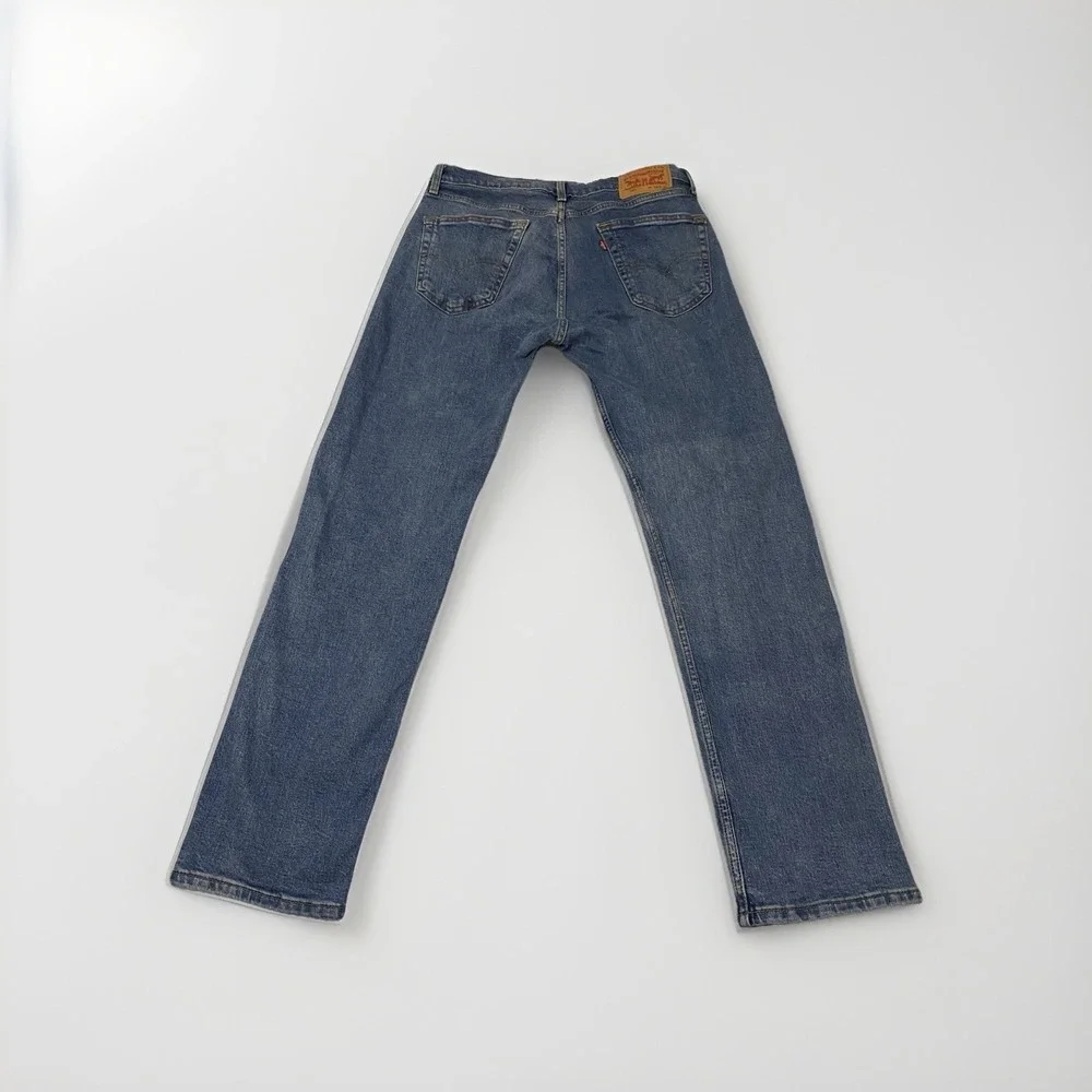 Levi's 505 Men's 34x32 Blue Denim Jeans Regular Straight Leg Mid Rise 5-Pocket